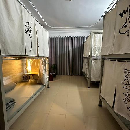 Home Tea An Yen Dorm Хошимін Екстер'єр фото